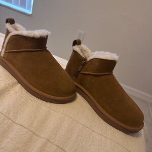 UGGS Cozy Faux-Shearling Suede Slip-On Slippers - Brown
